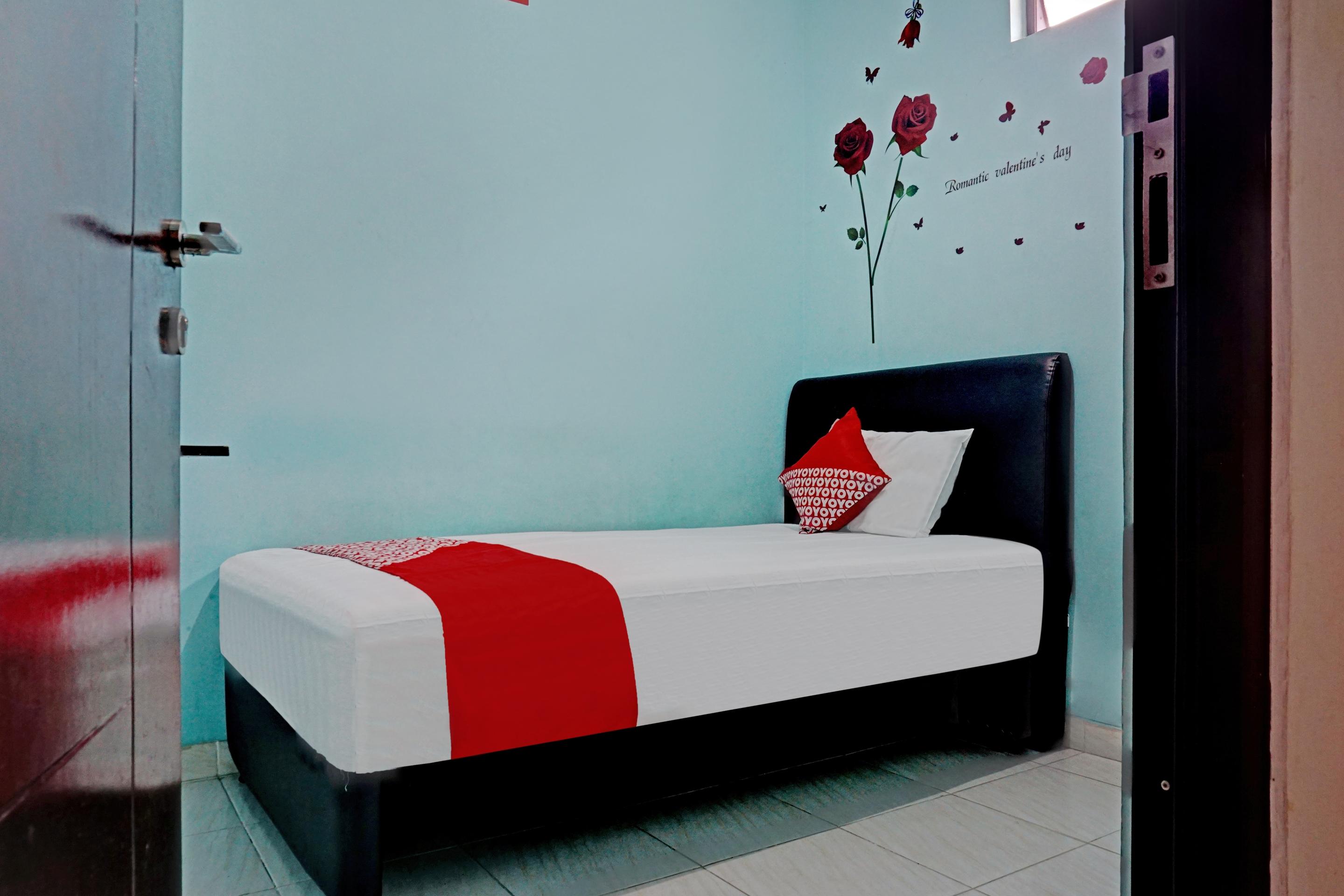 OYO 90489 Kejora Homestay Jakarta Luaran gambar