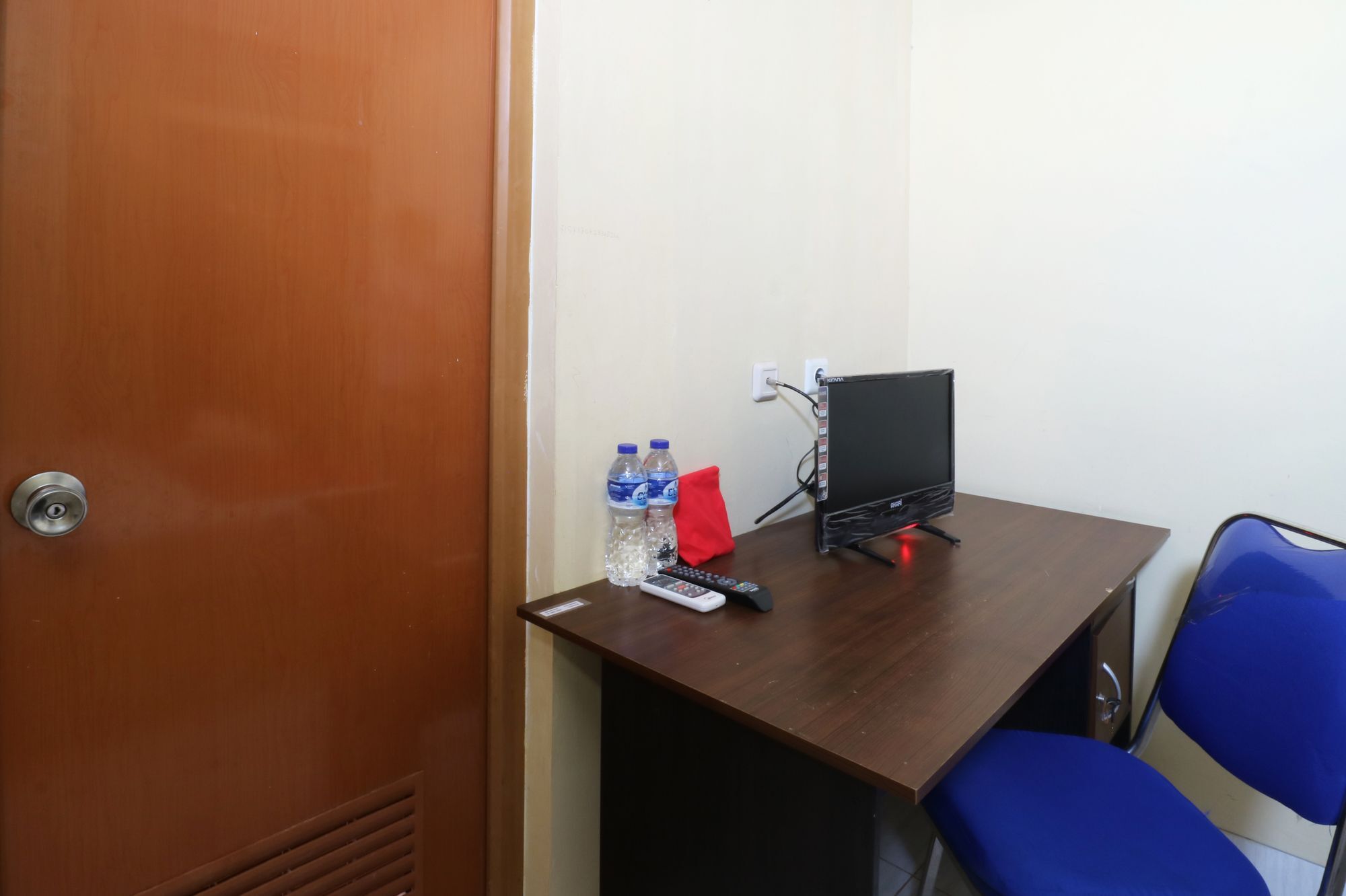OYO 90489 Kejora Homestay Jakarta Luaran gambar