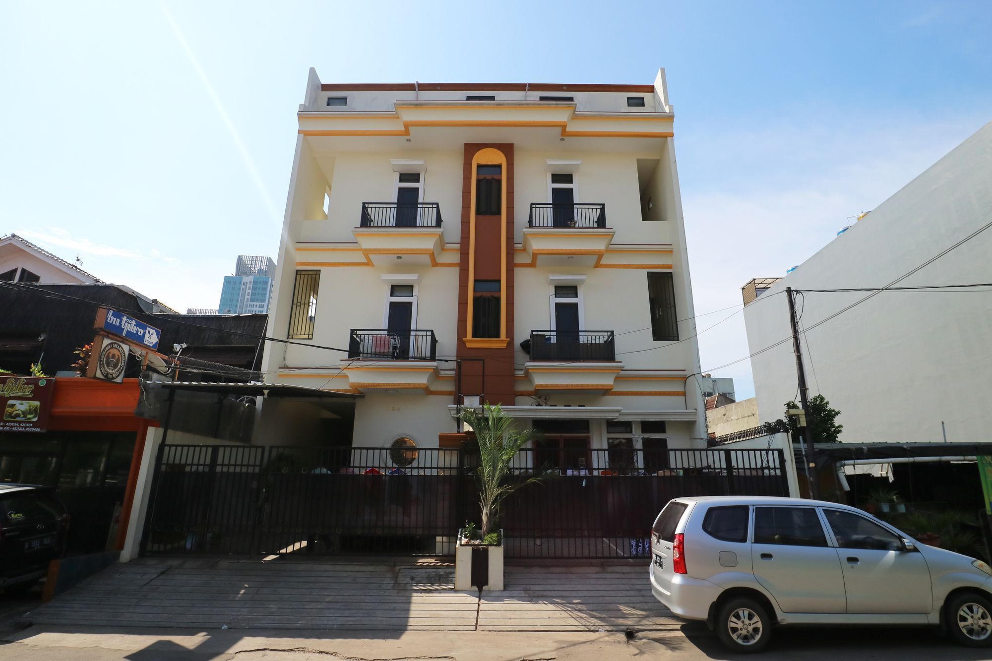 OYO 90489 Kejora Homestay Jakarta Luaran gambar