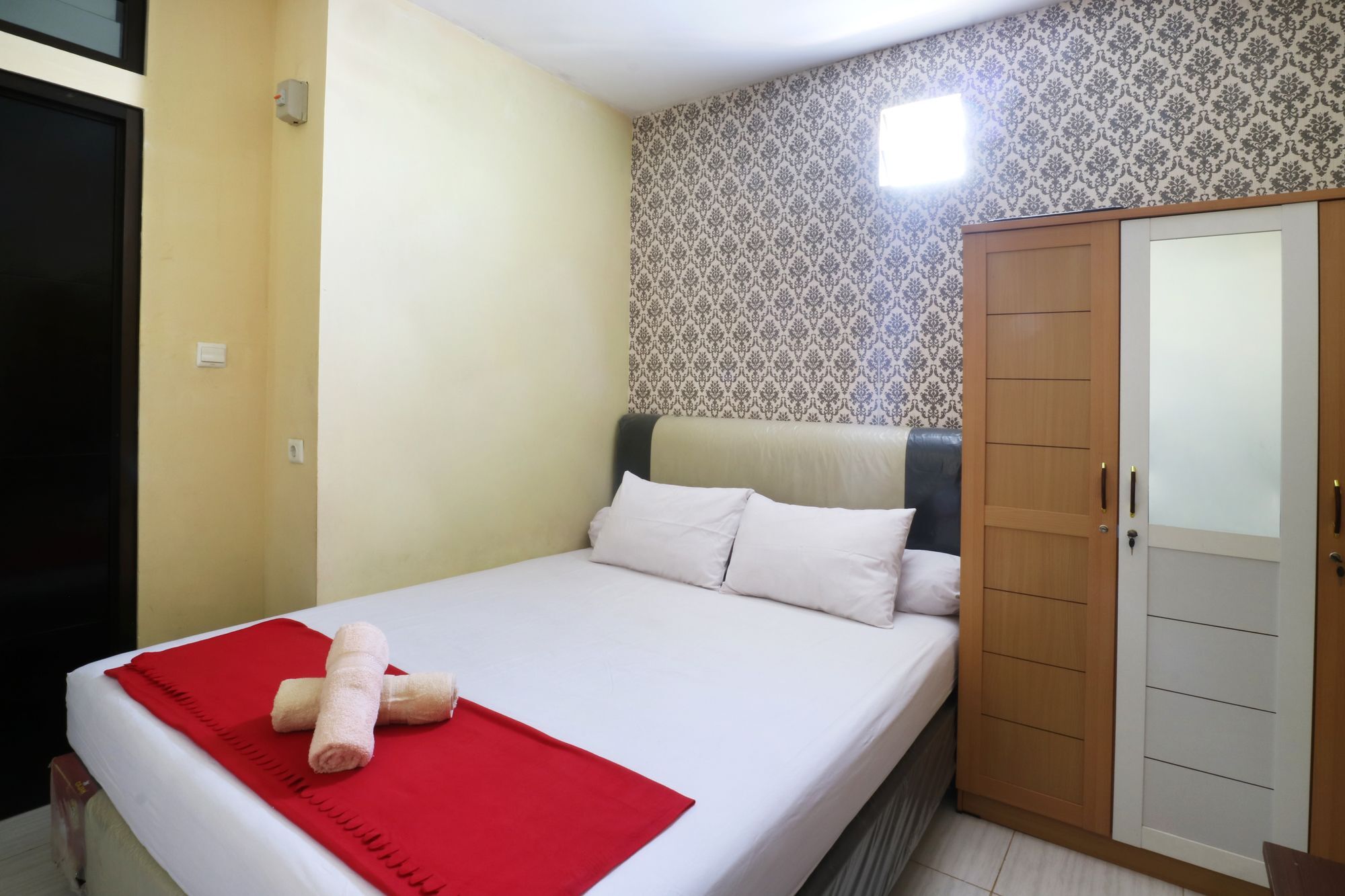 OYO 90489 Kejora Homestay Jakarta Luaran gambar